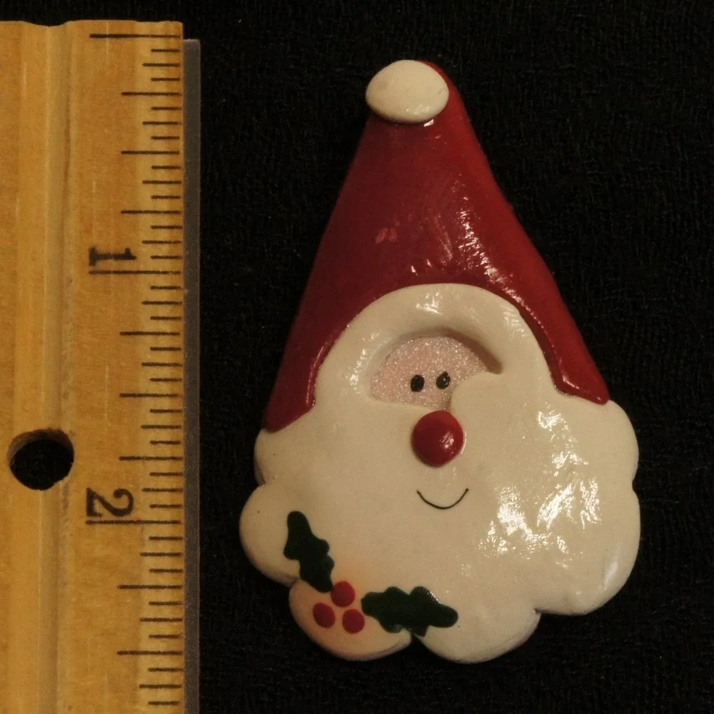 Vintage‎ Santa Claus Brooch Christmas Pin Ceramic Holiday Red Hat Cute